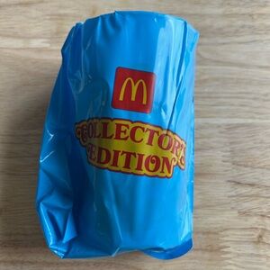 McDonald’s Collectors Meal cup-Shrek/Minions